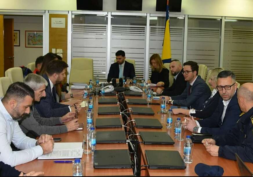 FOTO: SLUŽBA ZA PROTOKOL I PRESS KS