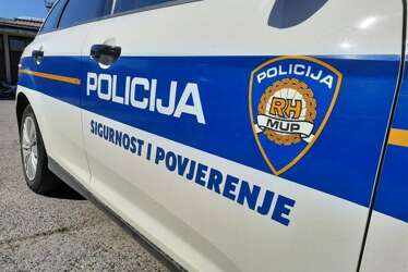 Tragedija u Hrvatskoj: Muškarac (33) imao zabranu vožnje, sjeo u auto, izletio s ceste i poginuo