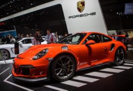 Porsche ponovo prodao manje vozila u prvoj polovini godine