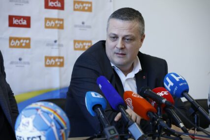 Ministar Mijatović potpisao ugovore za projekte vrijedne 4,73 miliona KM