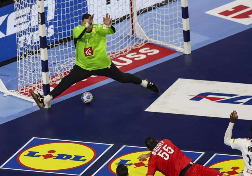 FOTO: EPA/ CHRISTOPHER NEUNDORF