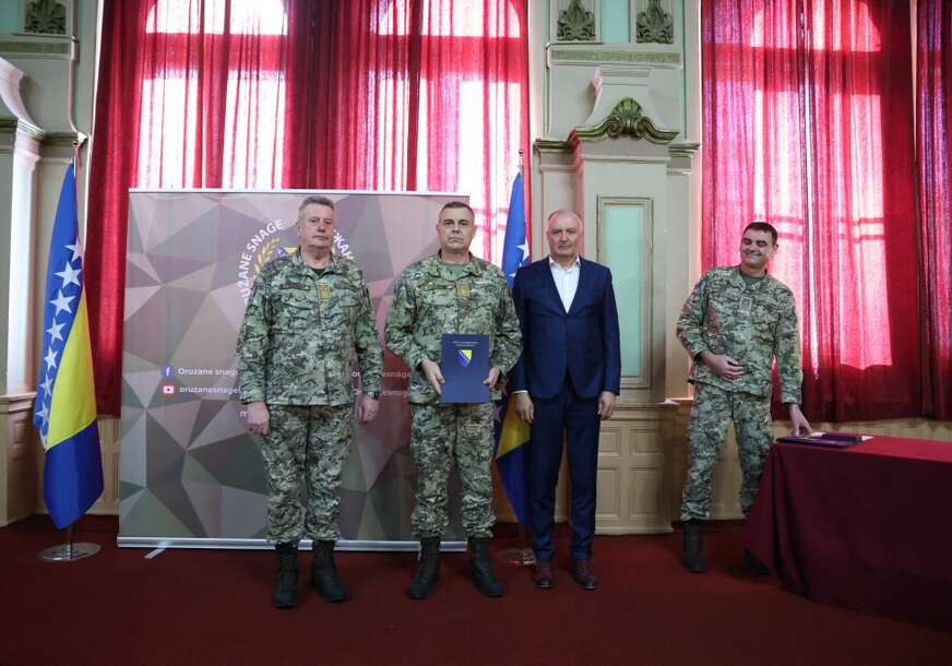 FOTO: MO BIH