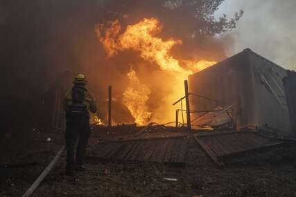 Najmanje 35 osoba nestalo u požarima u Los Angelesu