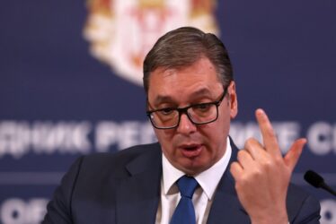 Vučić razočaran situacijom na Kosovu: "Načelnik Generalštaba Srbije i komandant KFOR-a imali najlošiji razgovor do sada"