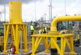 FT: Uprava američkog LNG-a dala ostavku zbog tajne ruske kontrole