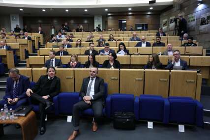 Manje opterećenja na plate: Parlament FBiH odlučuje o smanjenju doprinosa 2. aprila