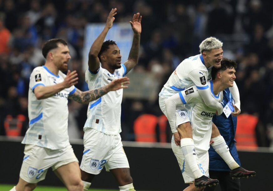 FOTO: EPA/ GUILLAUME HORCAJUELO