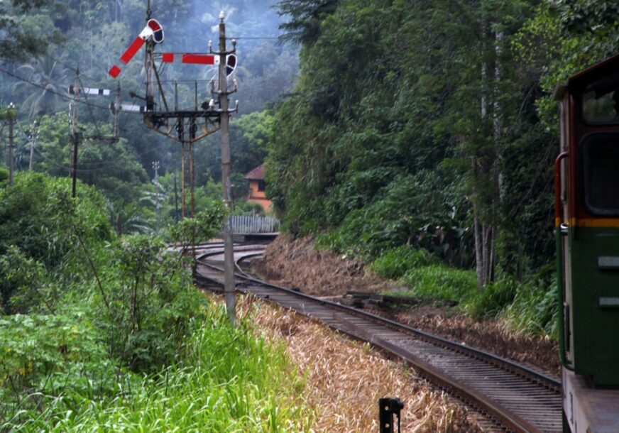 FOTO: EPA/ MA PUSHPA KUMARA