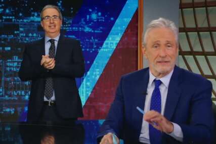 John Oliver “upao” u emisiju Jona Stewarta: Čestitam vam ulazak u monarhiju, dugo ste eksperimentisali sa demokratijom!