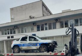BIZARNA NESREĆA KOD MOSTARA Automobil sletio s ceste u dvorište porodične kuće, vozač teško povrijeđen