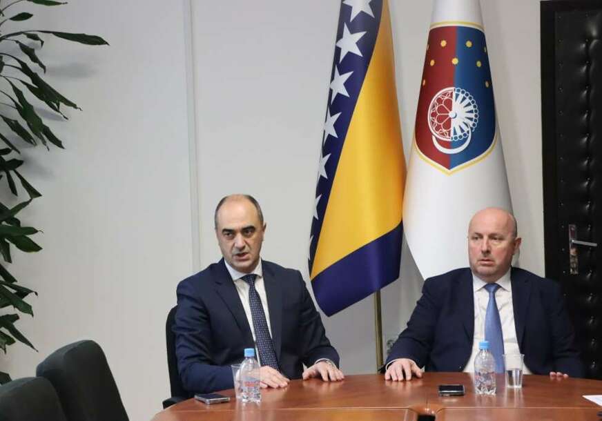 FOTO:  SLUŽBA ZA PROTOKOL I PRESS KS