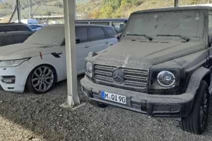 Država zaplijeni automobil vrijedan 42.000 KM pa ga prodaje za 20.000 KM!?