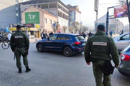 24-godišnji mladić izbo muškarca: U trenutku tuče pala i rashladna vitrina na parkirani automobil