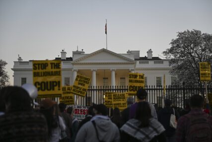 URADILI ANKETU Većina Amerikanaca protivi se ratu u Iranu