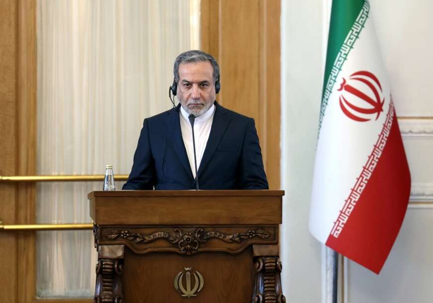 FOTO: EPA-EFE/ABEDIN TAHERKENAREH