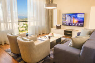 FOTO: BOSMAL ARJAAN BY ROTANA