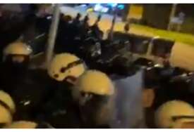 Policija u Novom Sadu pendrecima tukla studente, pojavili se snimci (VIDEO)