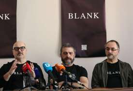 Feđa Štukan u borbi sa vlastitim demonima: Roman 'Blank' pretočen u predstavu, premijera na sceni Kamernog teatra 55