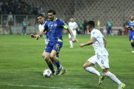 Sky Sport piše: Sead Kolašinac dobio dvije ponude