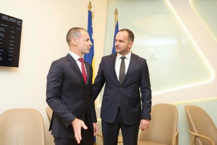Aleksander Čeferin pisao FS BiH: "Konsultujte se sa UEFA-om prije nego..."