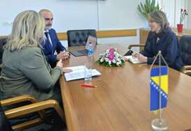 Ministarstvo civilnih poslova podržao Centar PRONI na poboljšanju uslova za mlade u BiH
