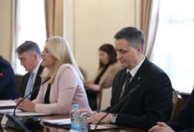 Održana vanredna sjednica Predsjedništva BiH na zahtjev Denisa Bećirovića