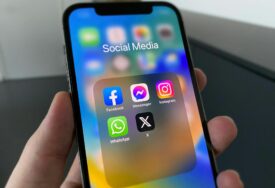 Facebook ponovo pao, odmah počeli komentari: "Mark zaboravio platiti račun!"