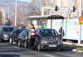 Deset vozila u lančanom sudaru u Sarajevu, nastale velike gužve (FOTO)