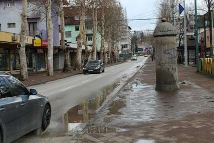 I to je život NEPLANIRANO KUPANJE PRLJAVOM VODOM