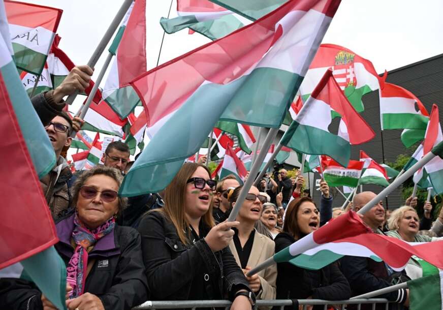 FOTO: EPA-EFE/SZILARD KOSZTICSAK HUNGARY OUT