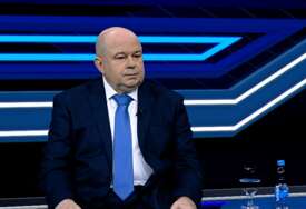 PRAVNI EKSPERT MILAN BLAGOJEVIĆ ZATRESAO JAVNOST U Banjaluci se odvija pravi obavještajni rat oko privođenja Dodika