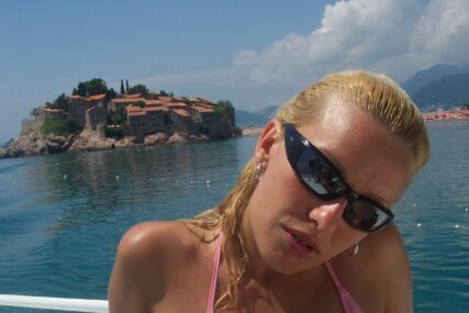 NININI BISERI Ljubav cigareta
