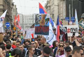 Pacijentima u bolnici u Zemunu stavljali oznake "P-pacijenti bili na protestu"