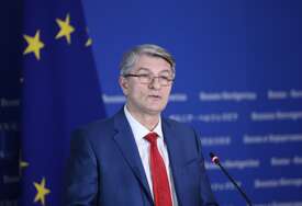 MEHMEDOVIĆ UZBURKAO JAVNOST: "Ukoliko HDZ bude i dalje živi štit za Dodika, dijelit će njegovu sudbinu"