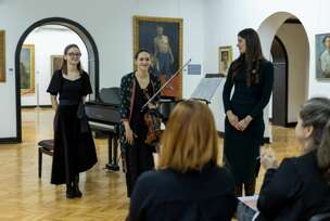 FOTO: “STRINGS ATTACHED SINFONIETTA”