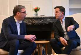 Vučić: Hrvatska i Albanija su otvorile utrku u naoružanju u regiji