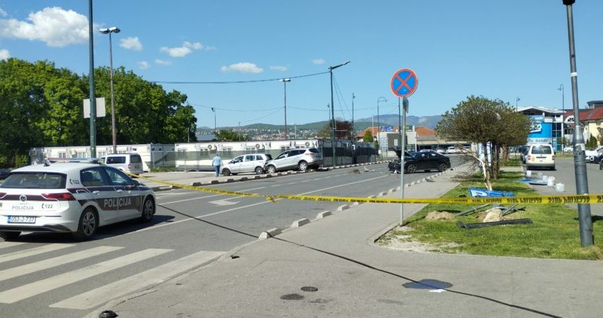 FOTO: UDES ISPRED DOMA ZDRAVLJA NA ILIDŽI/N1
