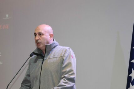 Stipendiranje djece branitelja - više od 12,5 miliona KM za 10.900 stipendija