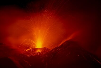 Indonezijski vulkan Lewotobi eruptirao drugi dan zaredom