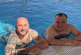 Halid se brčka u Dubaiju