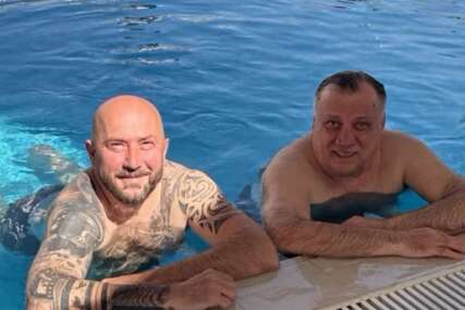 Halid se brčka u Dubaiju