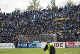 Grbavica je bila krcata: Evo koliko je navijača gledalo vječiti derbi