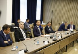 Trojka iz RS-a izlazi s planom: Pogledajte šta nude svima osim SNSD-u
