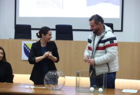 U CIK-u danas žrijebanje za utvrđivanje redoslijeda političkih subjekata na izbornim listama