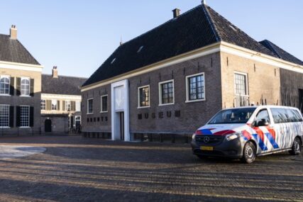 Holandska policija uhapsila četiri osobe zbog napada na iransku ambasadu