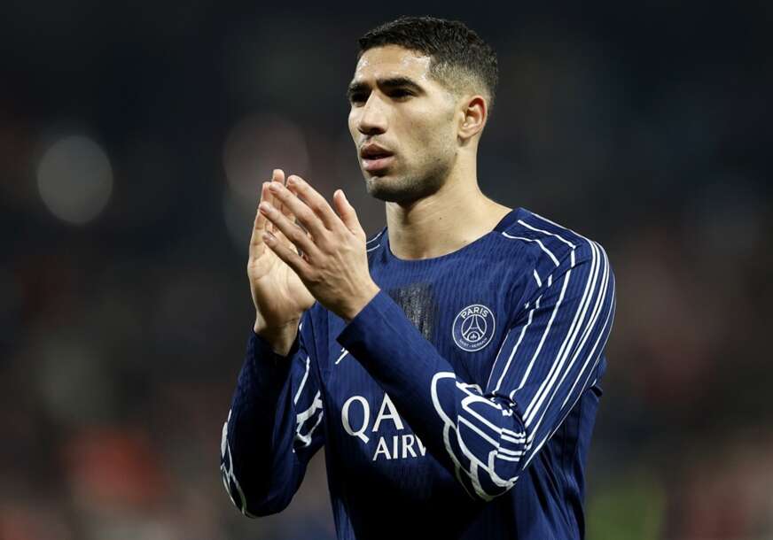 FOTO: EPA/ YOAN VALAT