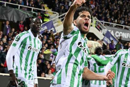 Antony golom i asistencijom odveo Betis u finale Konferencijske lige