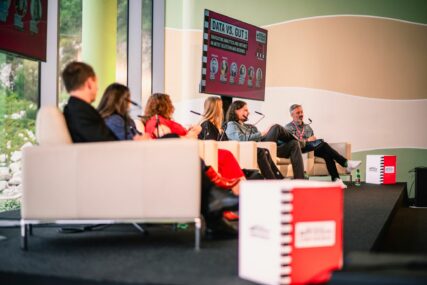 Počelo je prvo izdanje Bridge konferencije. Najavljene društveno odgovorne aktivnosti na Sea Star festivalu