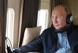 Putinov helikopter napadnut ukrajinskim dronovima tokom posjete Kurskoj regiji