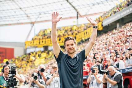 Xabi Alonso se oprostio od Leverkusena, jedna ulica nosit će njegovo ime